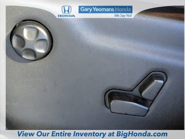 Used 2019 Jeep Grand Cherokee Laredo image 24