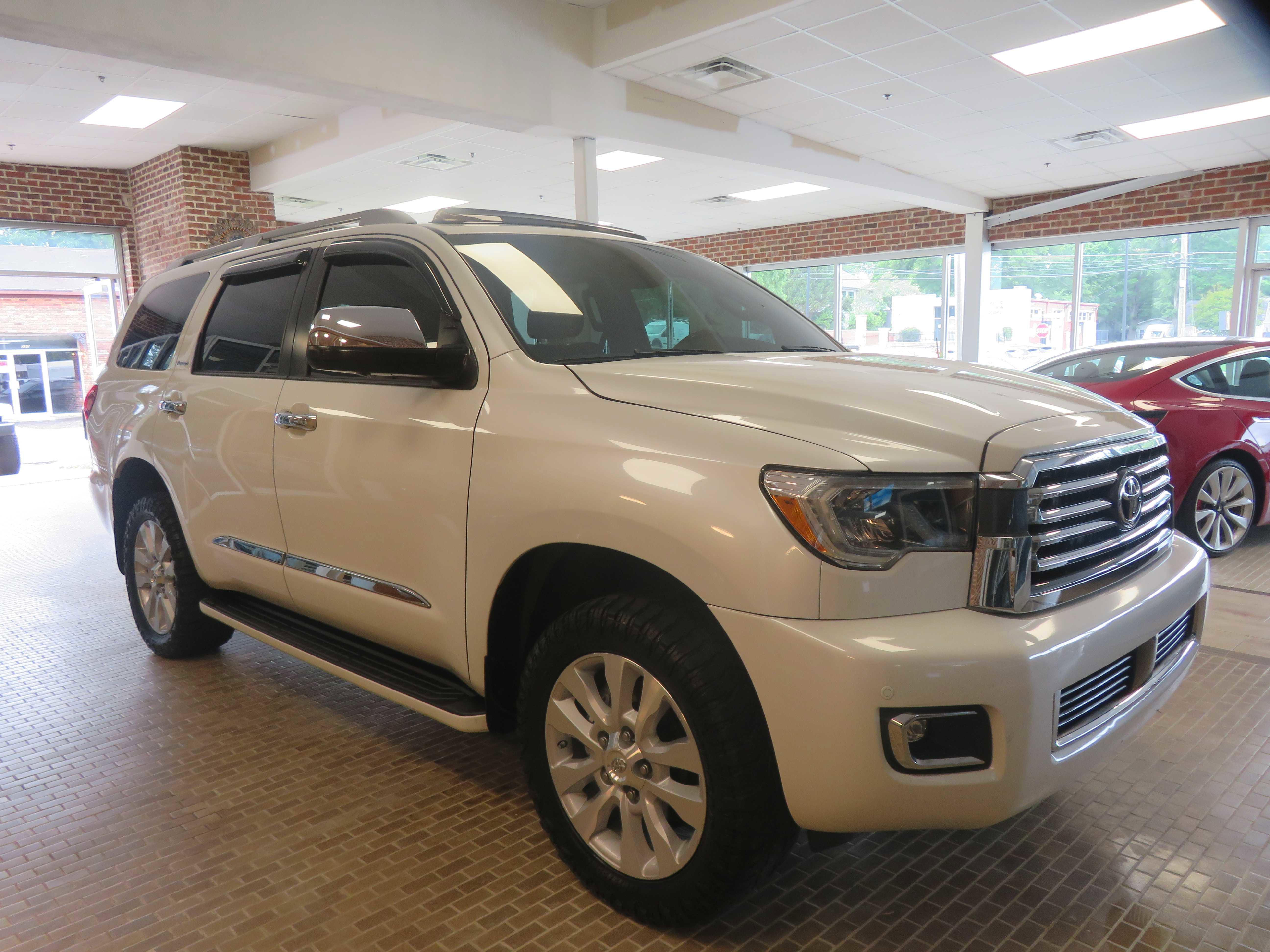 Used 2018 Toyota Sequoia Platinum AWD/4WD image 78