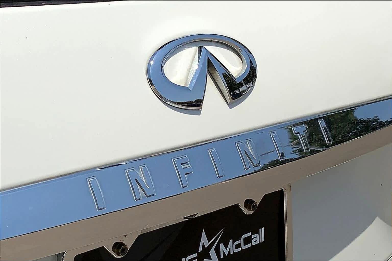 Used 2016 INFINITI QX60 Luxe w/ Deluxe Technology Package AWD/4WD image 10