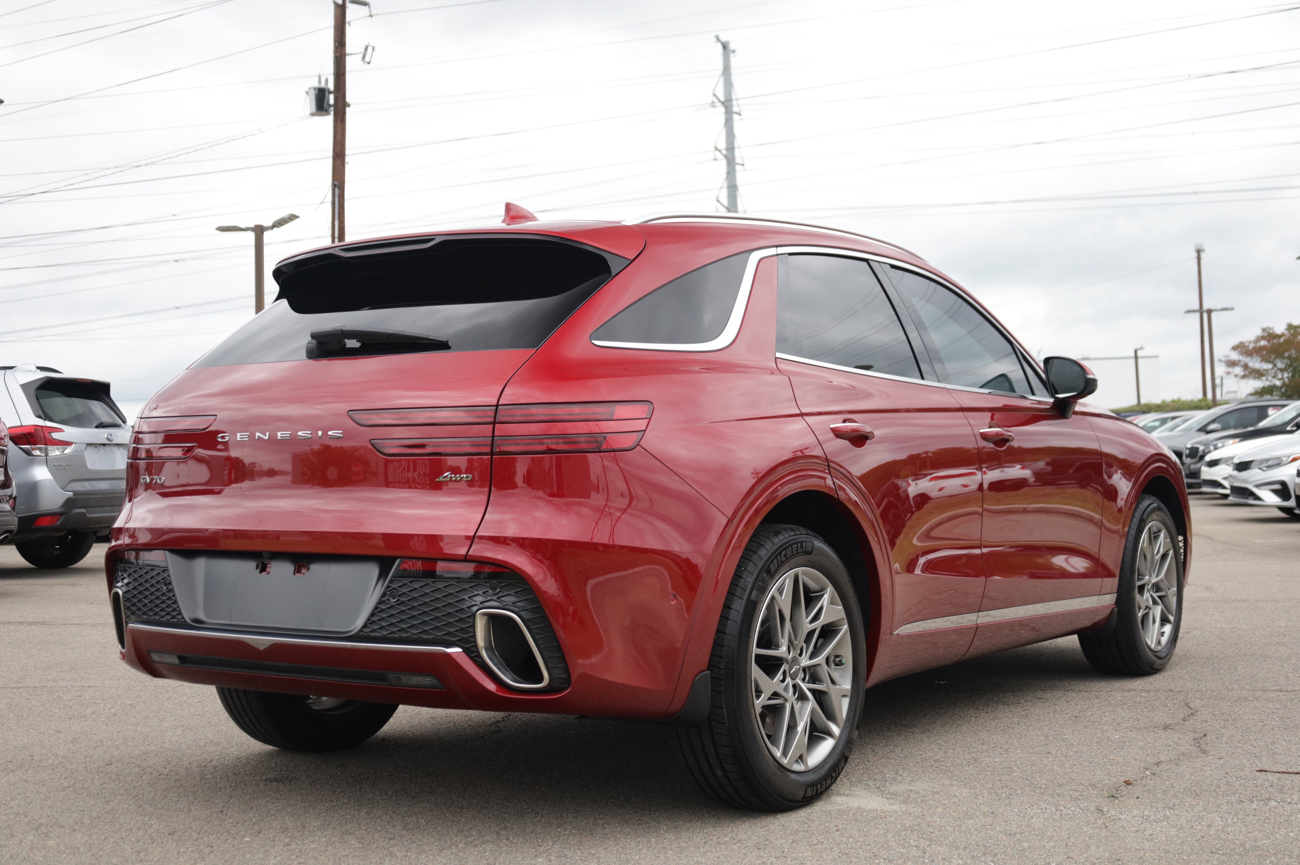 Used 2023 Genesis GV70 2.5T w/ Advanced Package AWD/4WD image 5