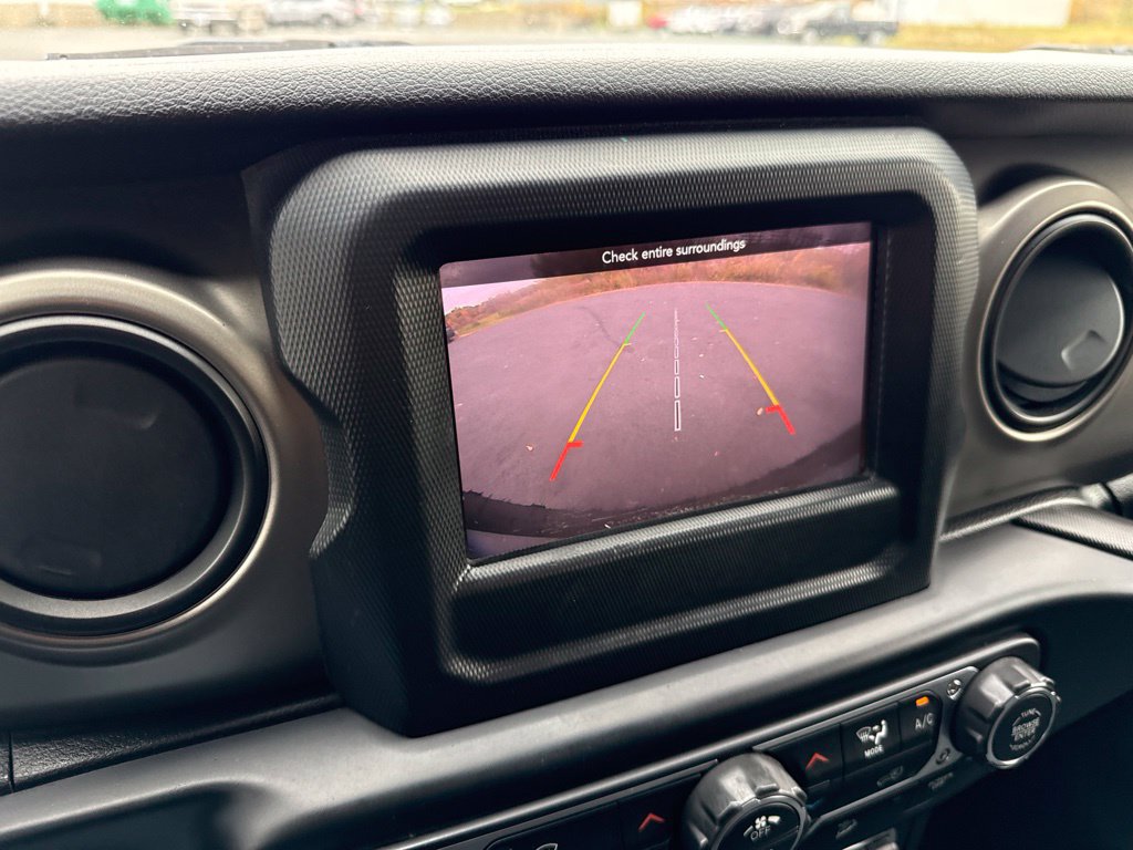 Used 2019 Jeep Wrangler Unlimited Sport S AWD/4WD image 26