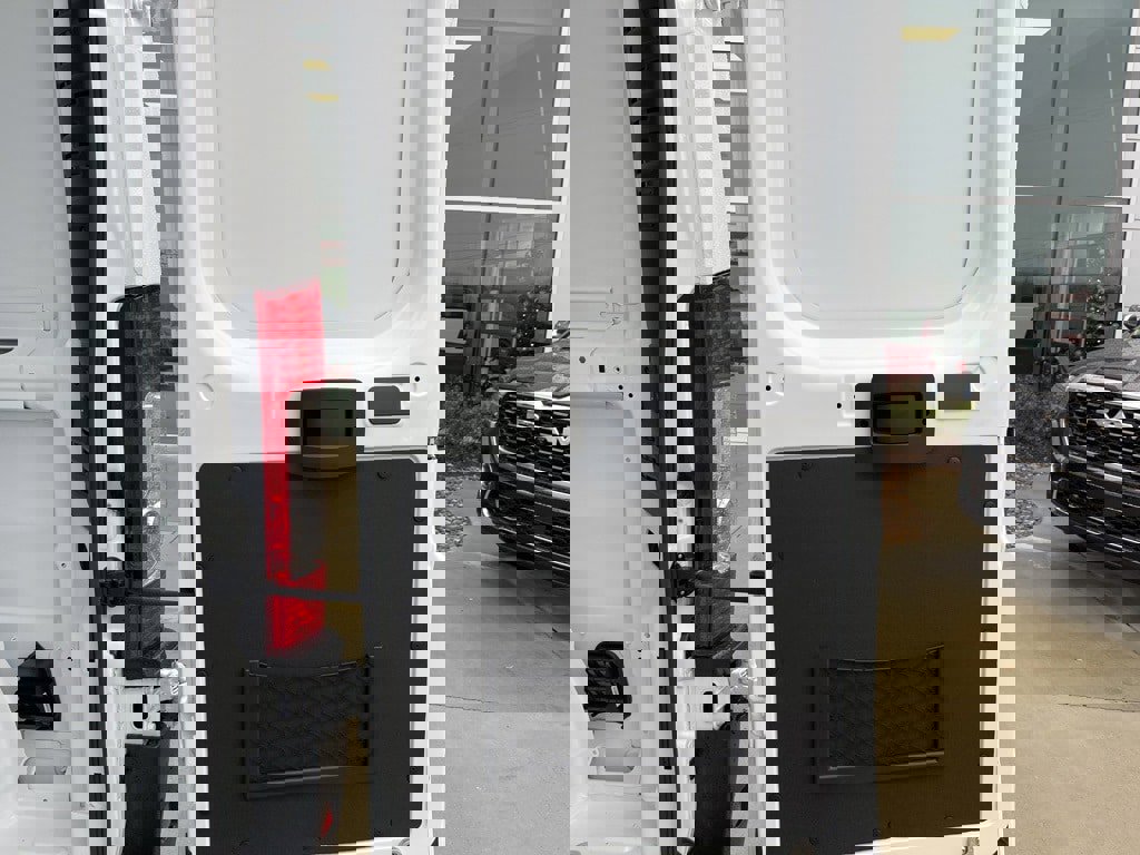 New 2026 RAM ProMaster 2500 w/ Quick Order Package 22G SLT image 14