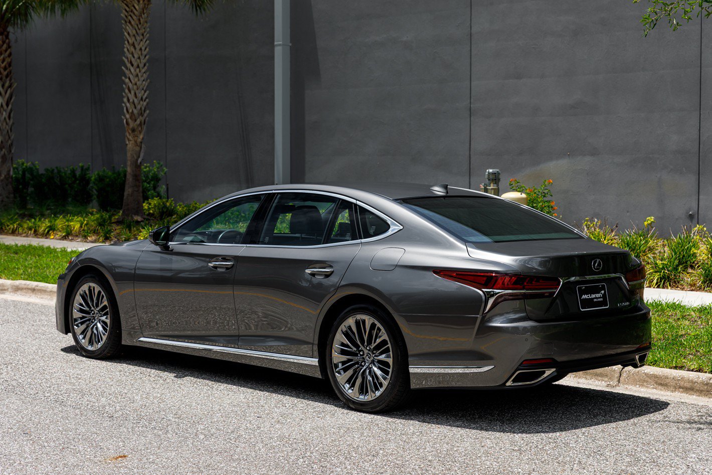 Used 2020 Lexus LS 500 w/ Interior Upgrade Package RWD image 17