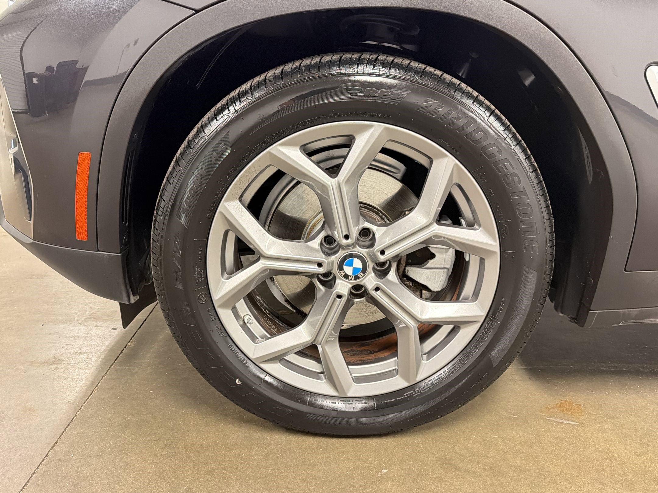 Certified 2023 BMW X4 xDrive30i w/ Premium Package image 11