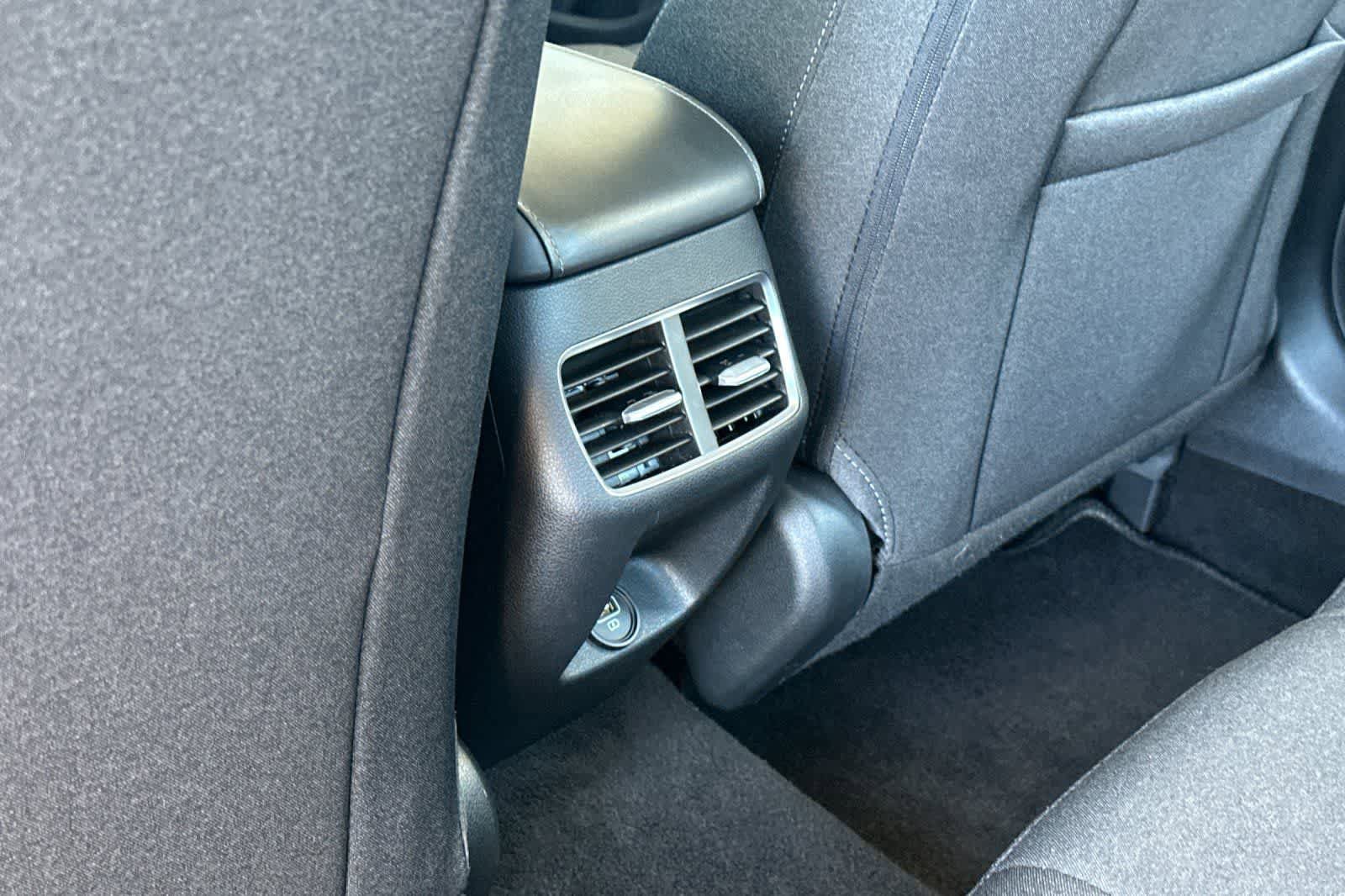 Used 2021 Hyundai Sonata SEL w/ Convenience Package FWD image 15