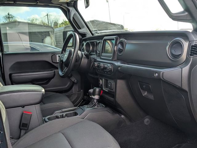 Used 2023 Jeep Gladiator Sport image 12