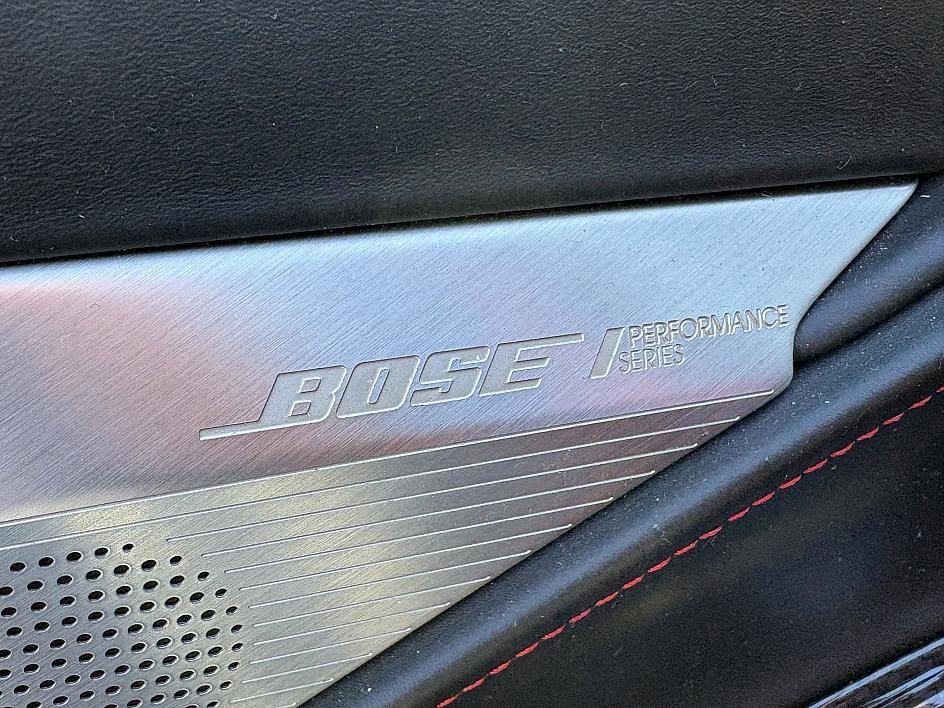 Used 2020 Chevrolet Corvette Stingray Premium Cpe w/ 3LT Preferred Equipment Group image 13