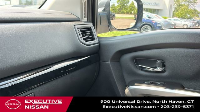 Certified 2024 Nissan Titan SV w/ SV Convenience Package AWD/4WD image 24