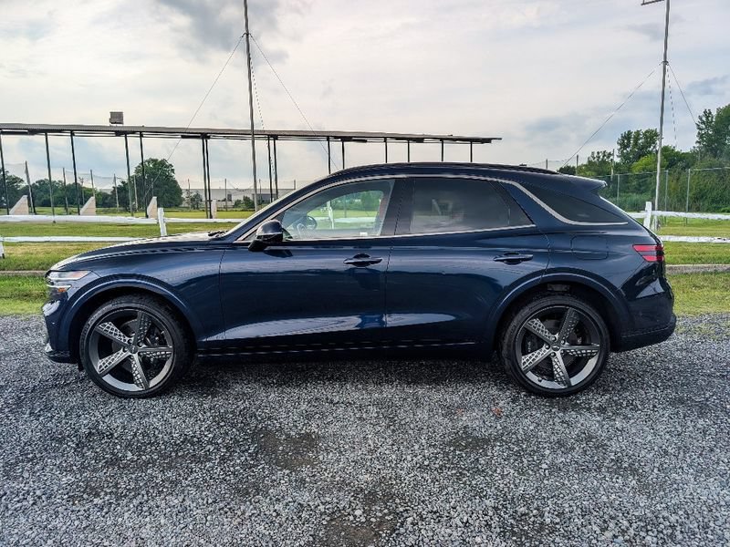 Used 2024 Genesis GV70 3.5T Sport w/ Sport Prestige Package AWD/4WD image 9