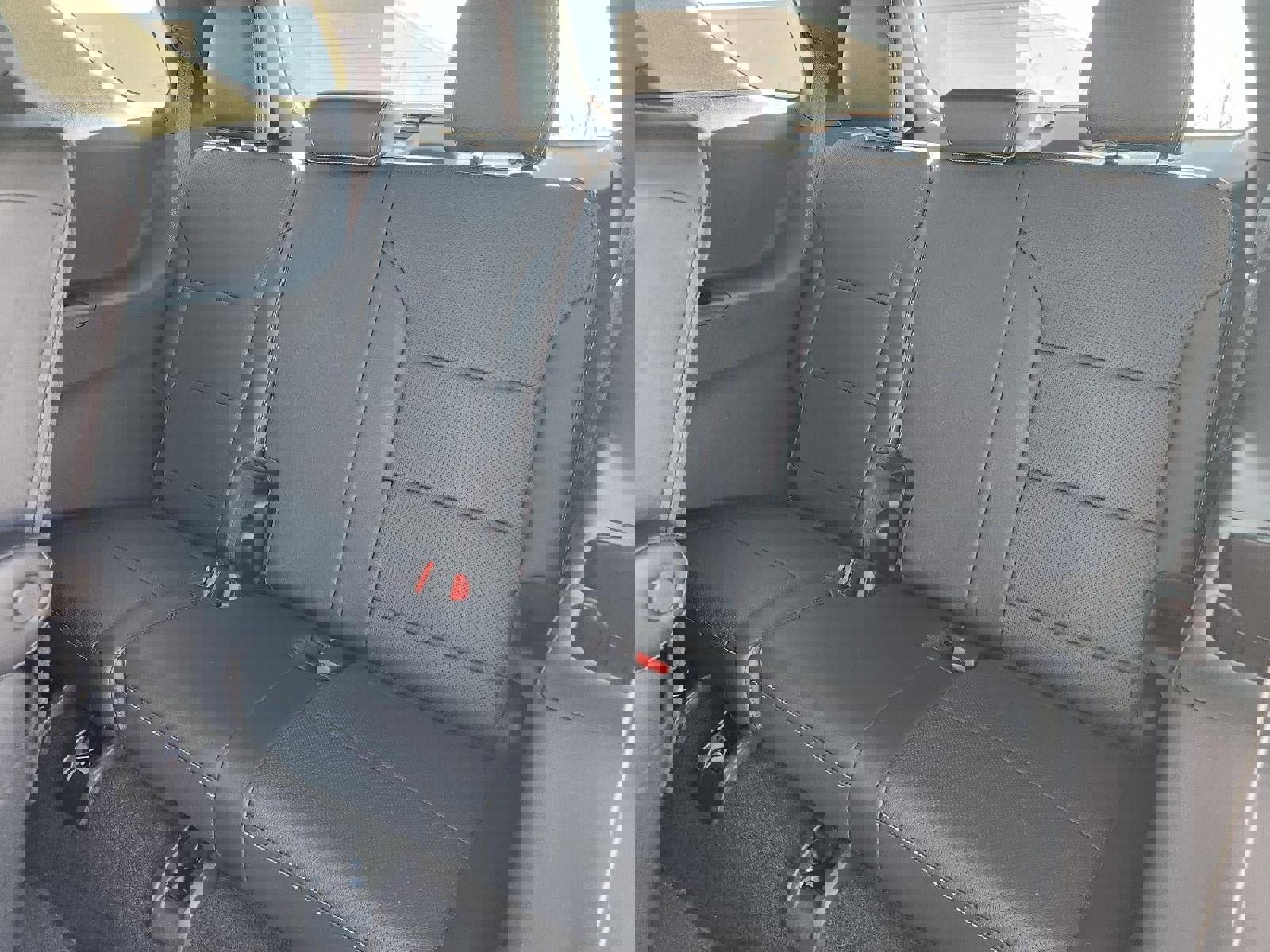 Used 2025 Chevrolet Equinox LT image 22