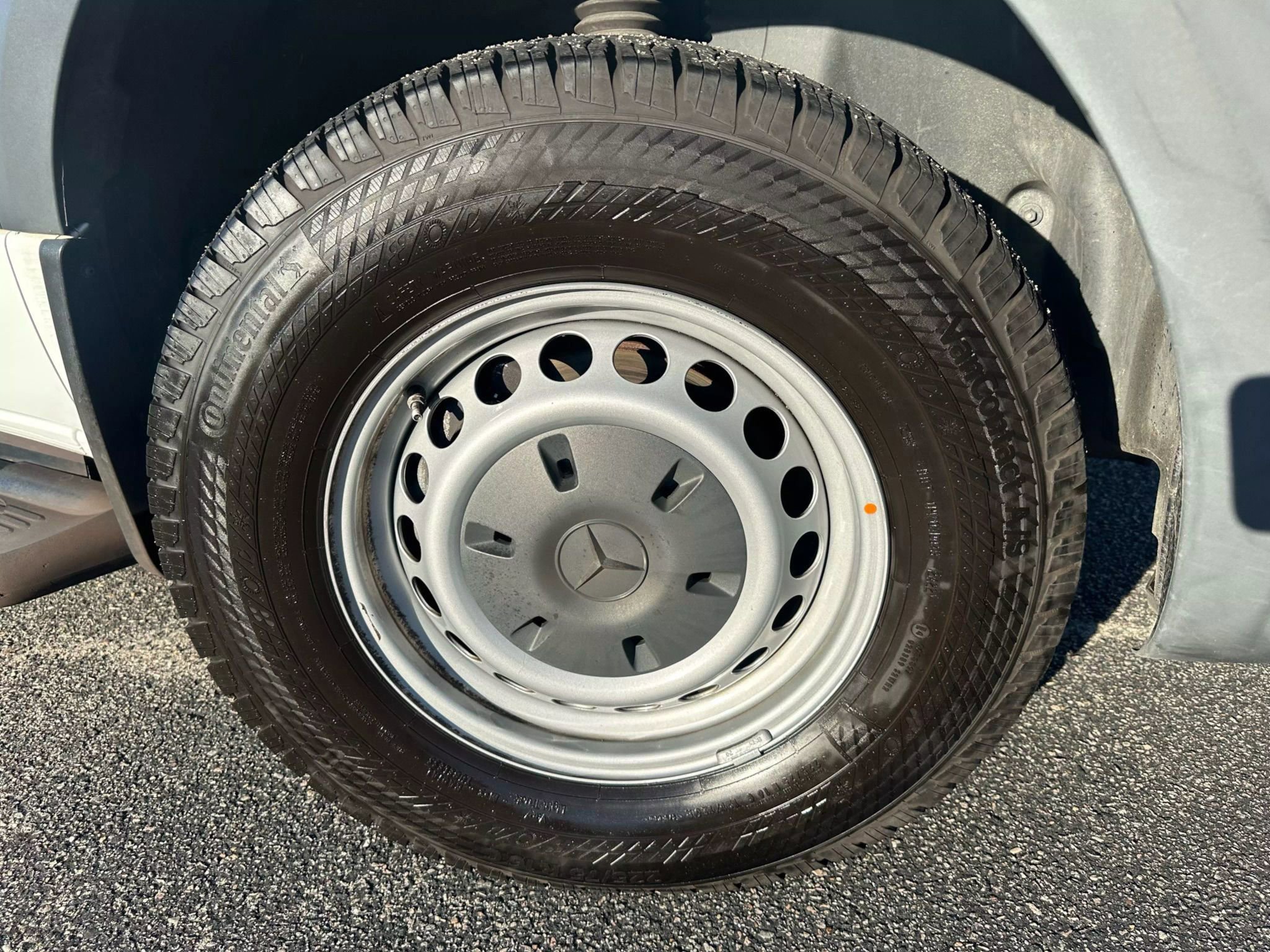 Used 2021 Mercedes-Benz Sprinter 3500 image 40