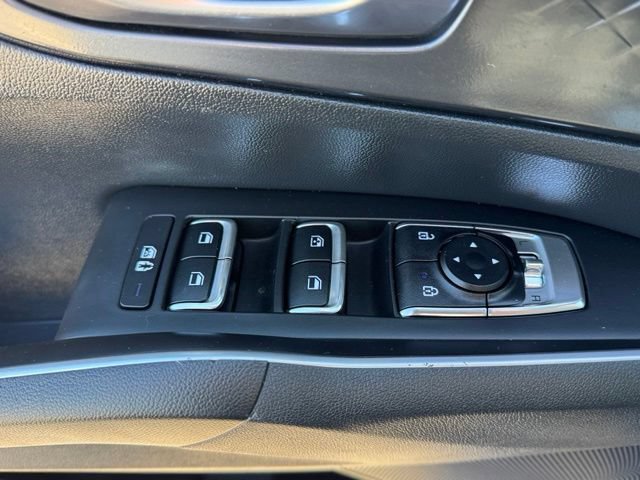 Used 2023 Kia Sorento LX AWD/4WD image 9