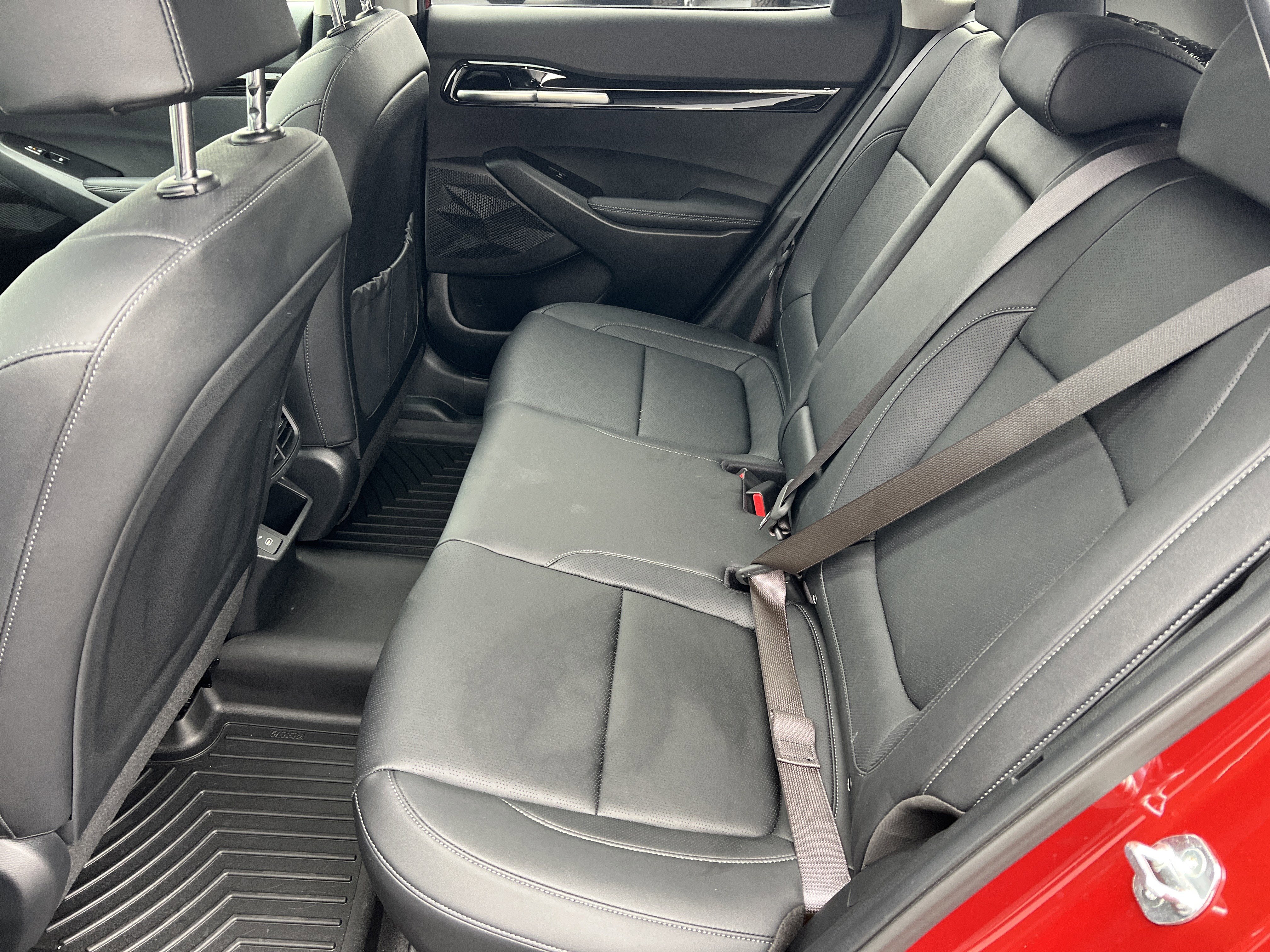 Used 2025 Kia Seltos SX w/ SX Sunroof Package image 22