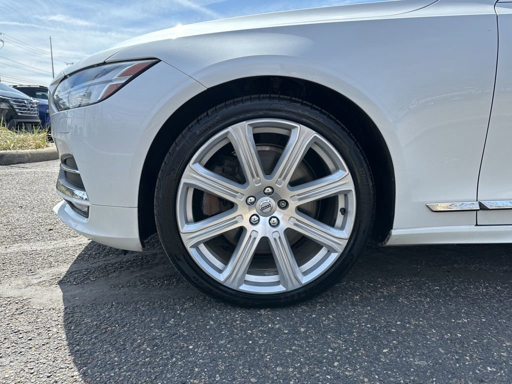 Used 2020 Volvo S90 T6 Inscription w/ Protection Package Premier image 20