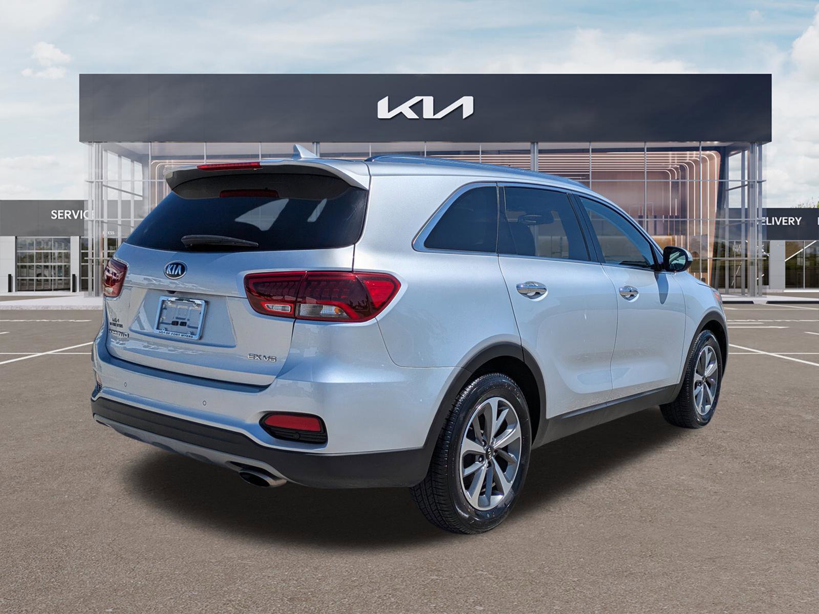 Certified 2019 Kia Sorento EX w/ EX Touring Package image 4