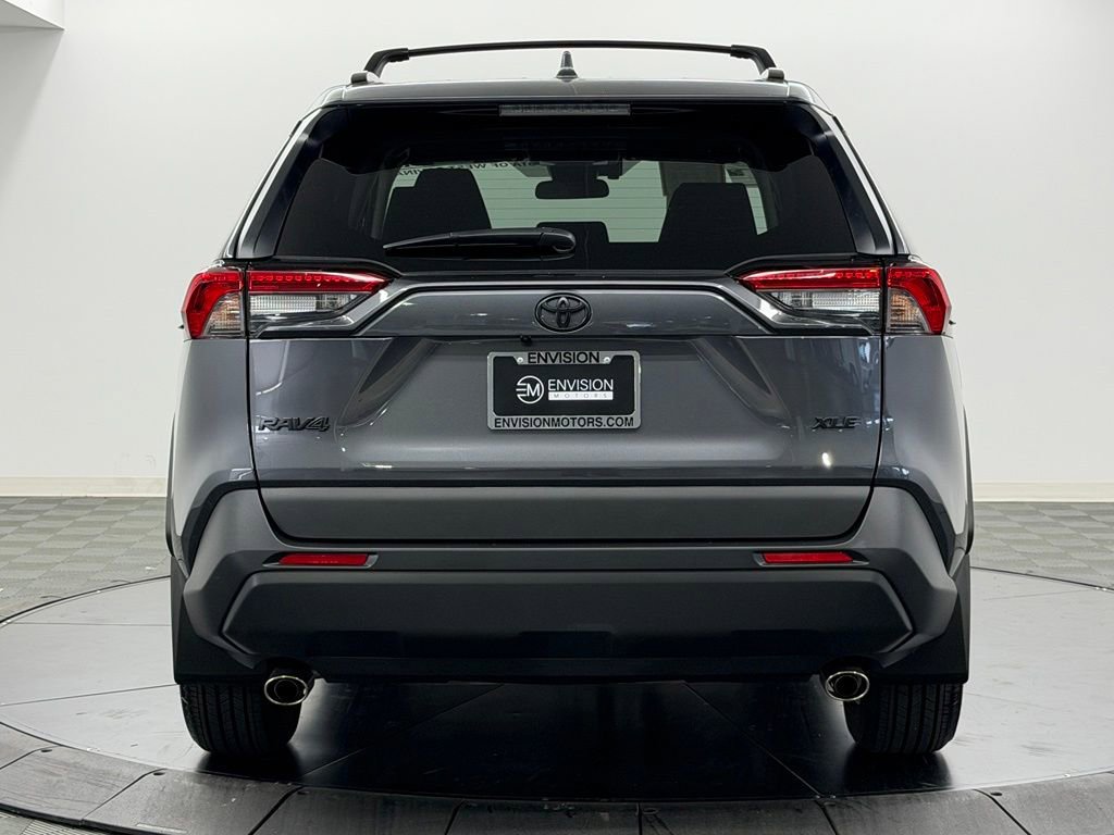 Used 2025 Toyota RAV4 XLE w/ Convenience Package FWD image 11