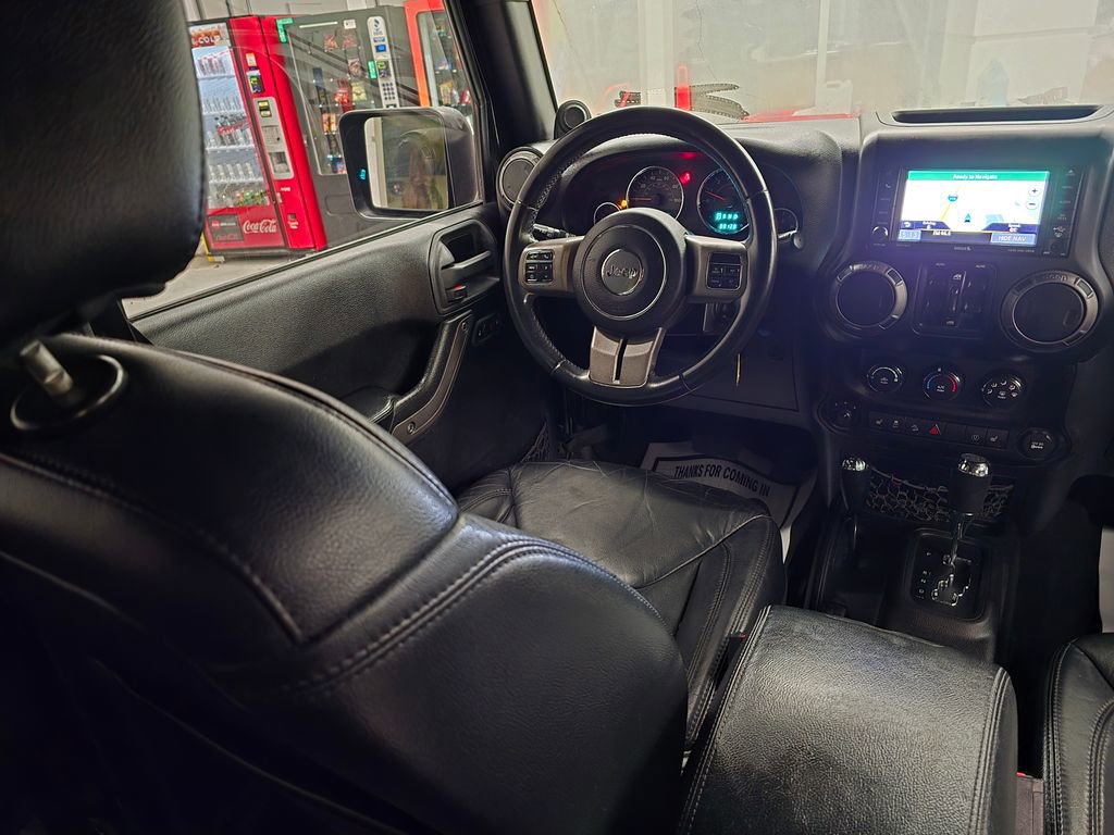 Used 2013 Jeep Wrangler Moab image 41