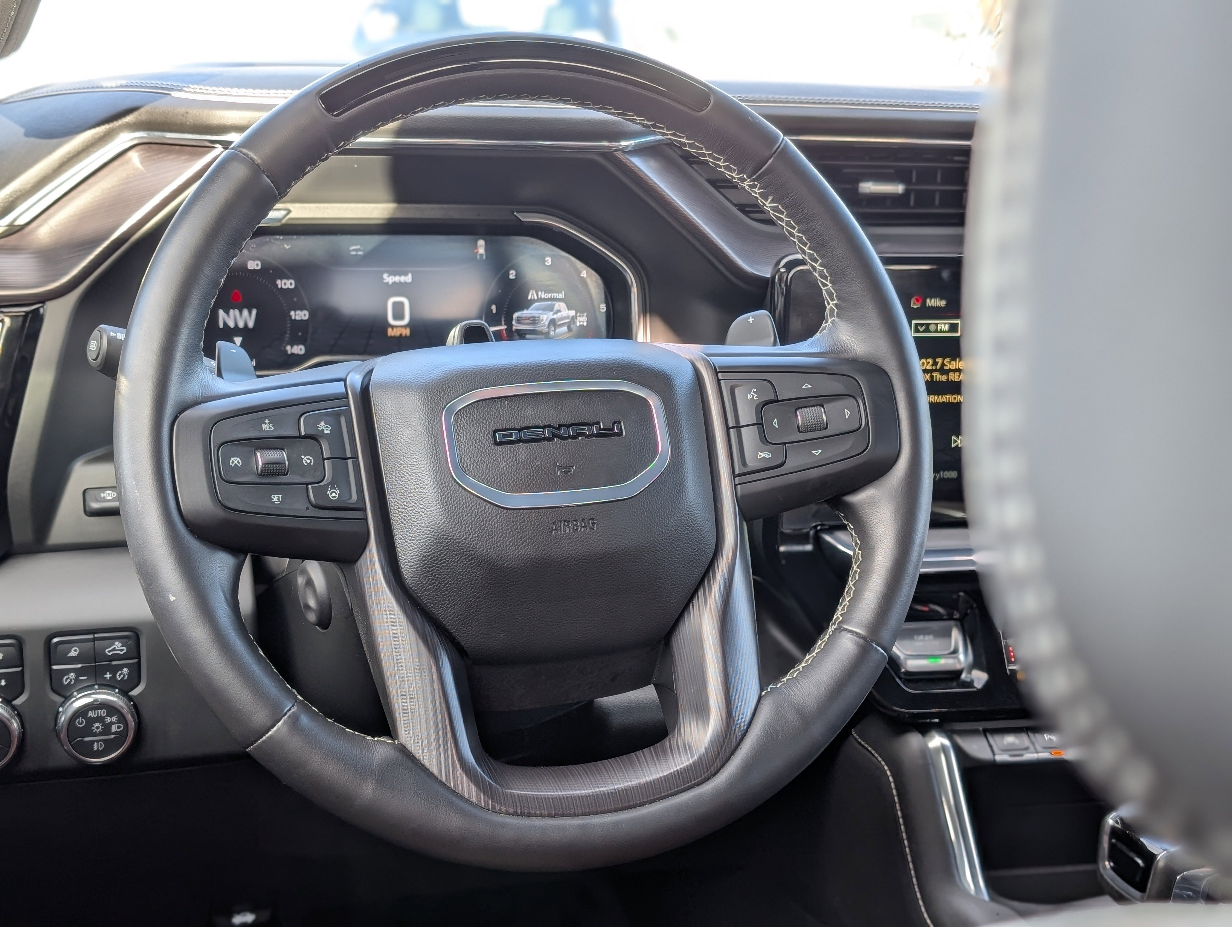 Used 2025 GMC Sierra 1500 Denali Ultimate image 17