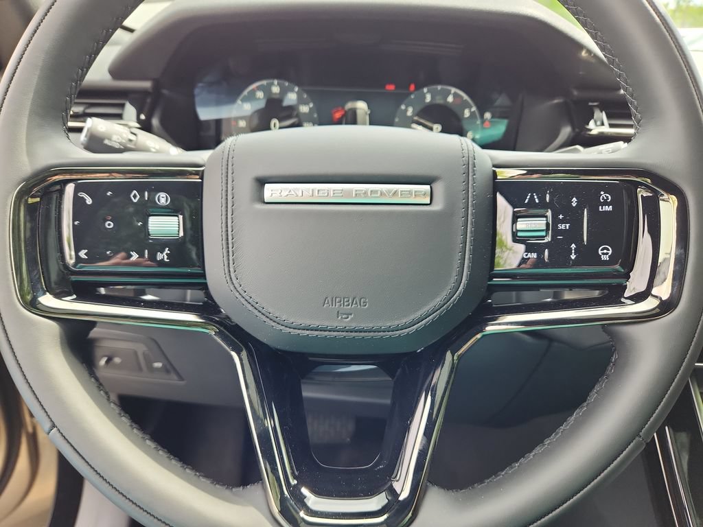 Used 2026 Land Rover Range Rover Velar S AWD/4WD image 18