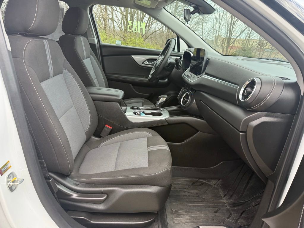 Used 2023 Chevrolet Blazer LT w/ Driver Confidence Package image 21