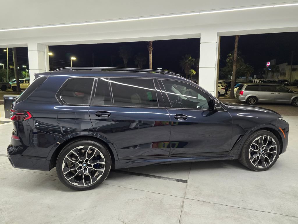 Used 2024 BMW X7 M60i w/ Executive Package AWD/4WD image 7