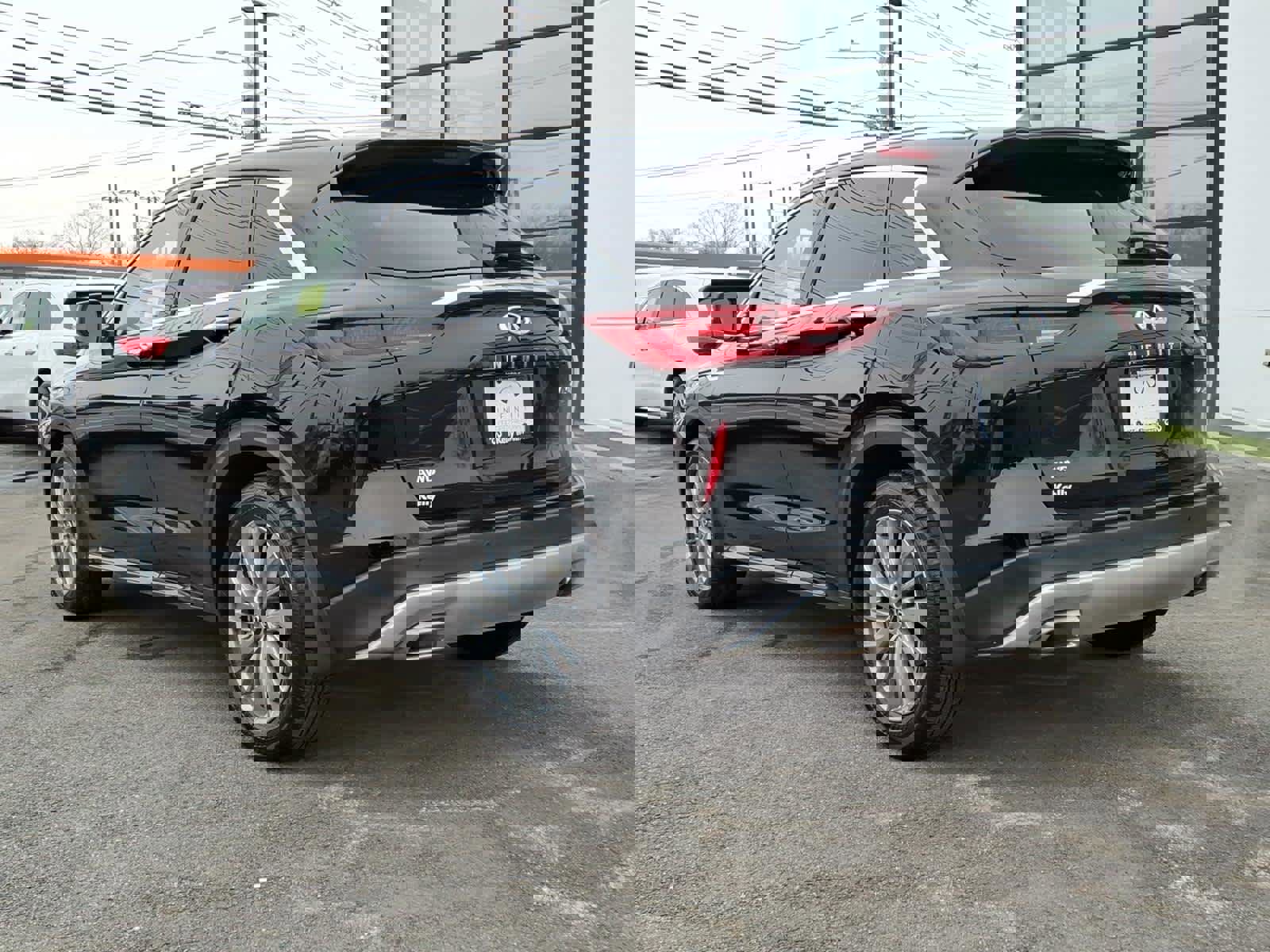 Certified 2023 INFINITI QX50 Luxe image 6