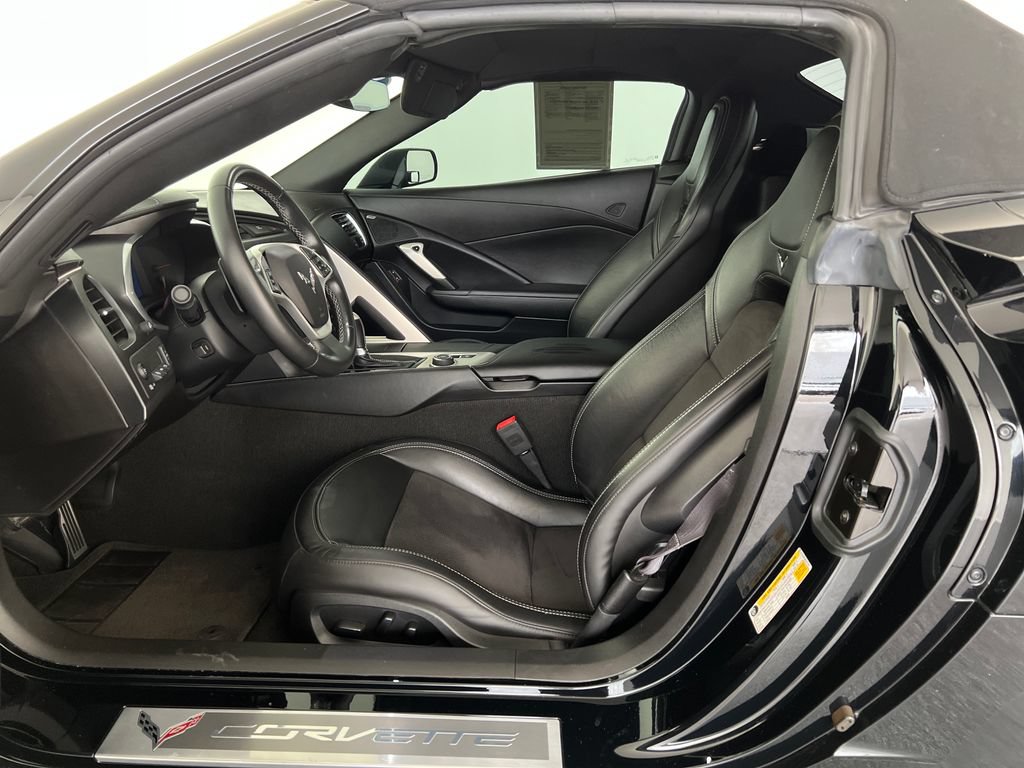 Used 2014 Chevrolet Corvette Stingray Convertible w/ 2LT Preferred Equipment Group RWD image 11