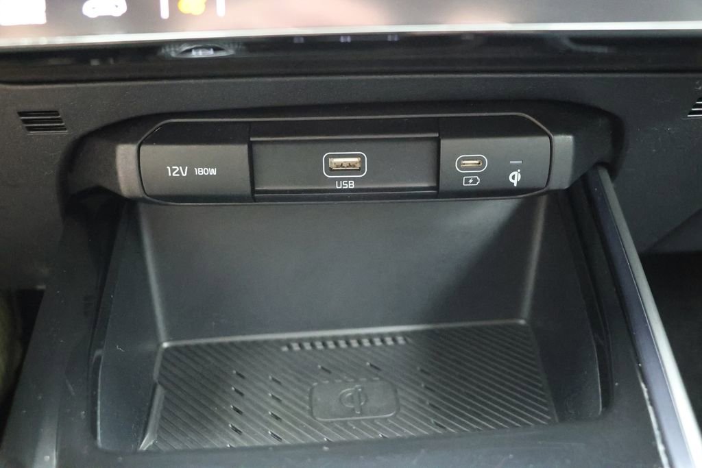 Used 2024 Kia Niro Wind w/ Wind Preserve Package FWD image 25