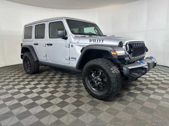 Used 2024 Jeep Wrangler Unlimited image 2