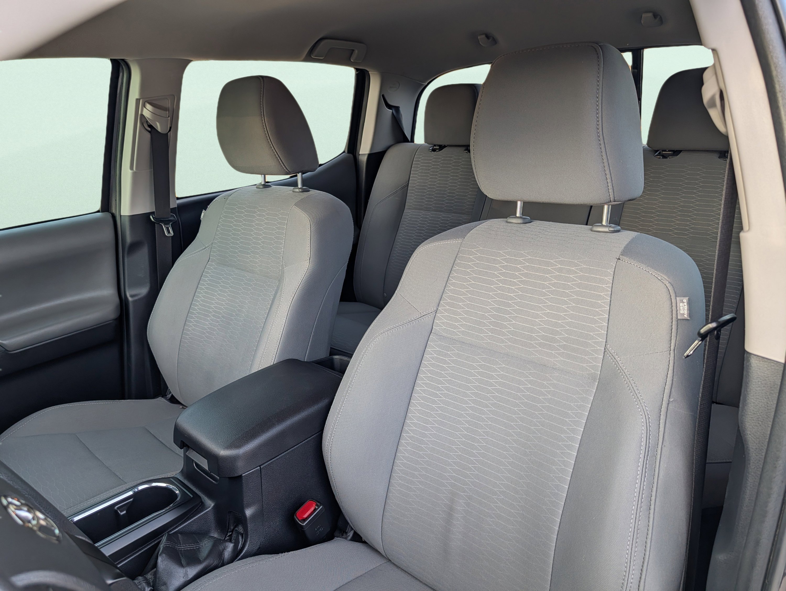 Used 2019 Toyota Tacoma SR w/ SR Convenience Package image 11