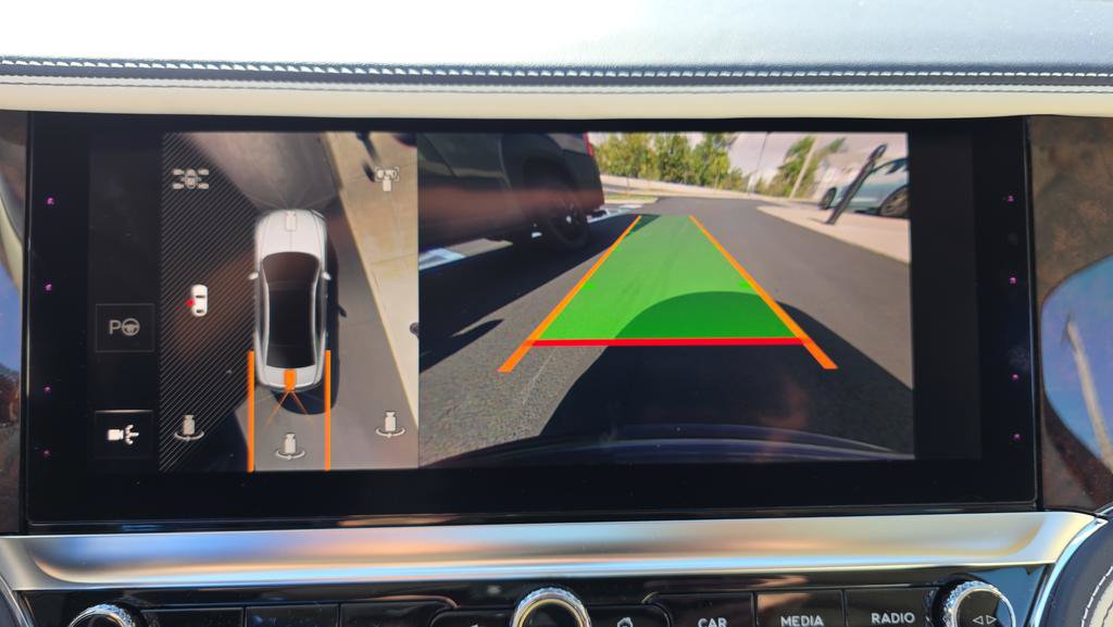New 2025 Bentley Flying Spur Plug-In Hybrid AWD/4WD image 26