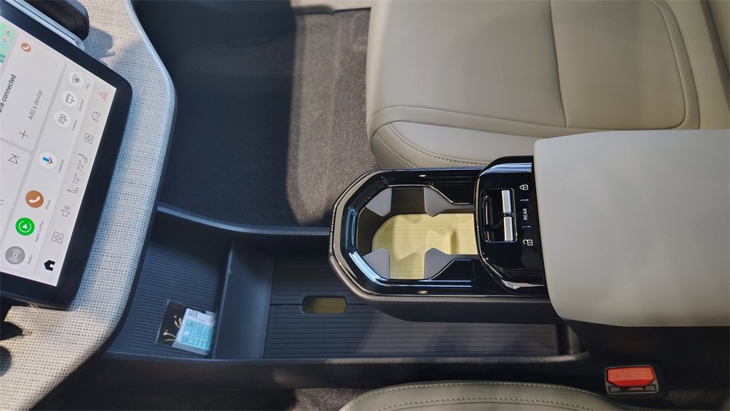 New 2026 Volvo EX30 Cross Country Ultra image 17