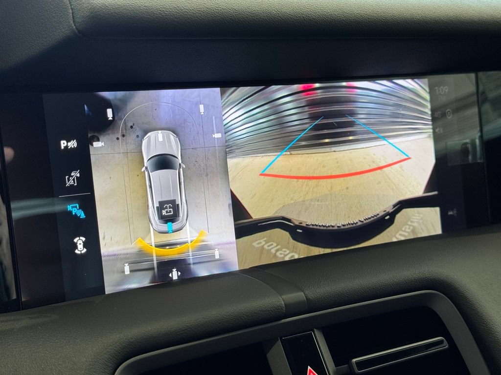 New 2026 Porsche Taycan AWD/4WD image 44
