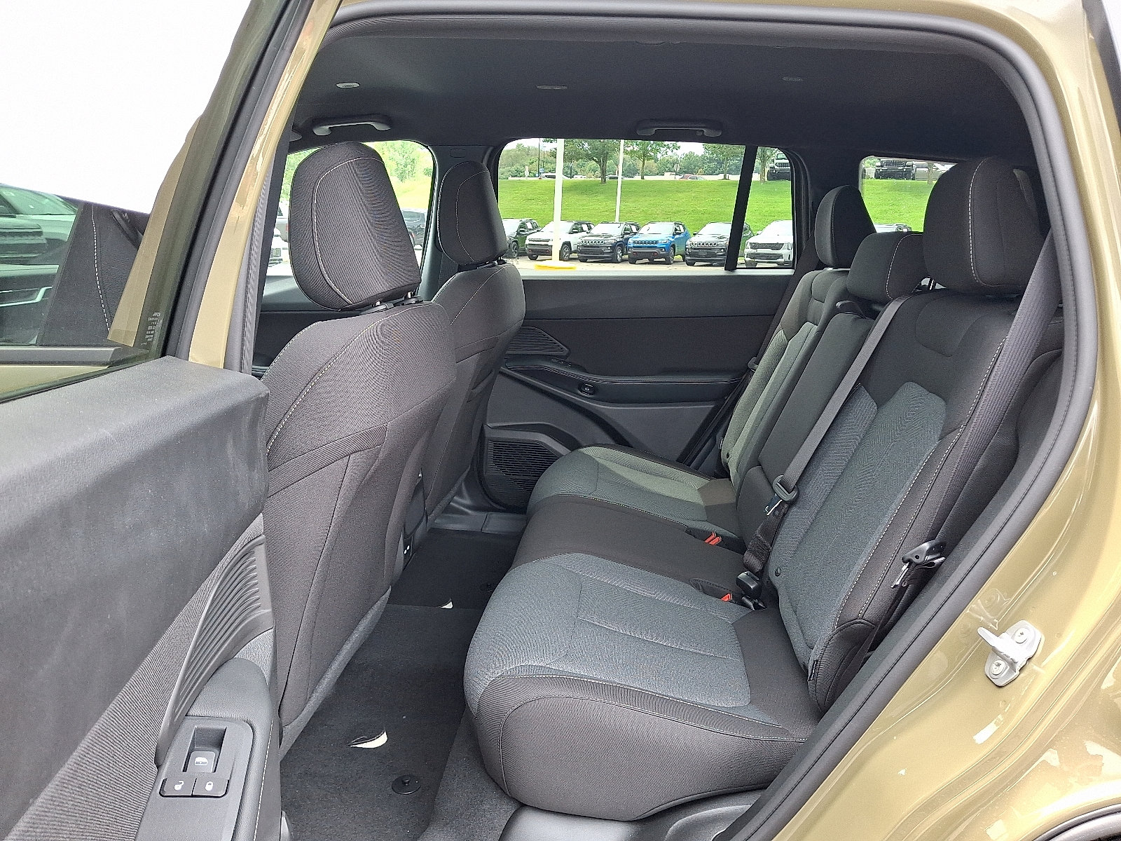 New 2026 Jeep Cherokee Laredo AWD/4WD image 6