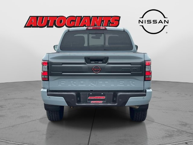 Used 2025 Nissan Frontier PRO-4X AWD/4WD image 5