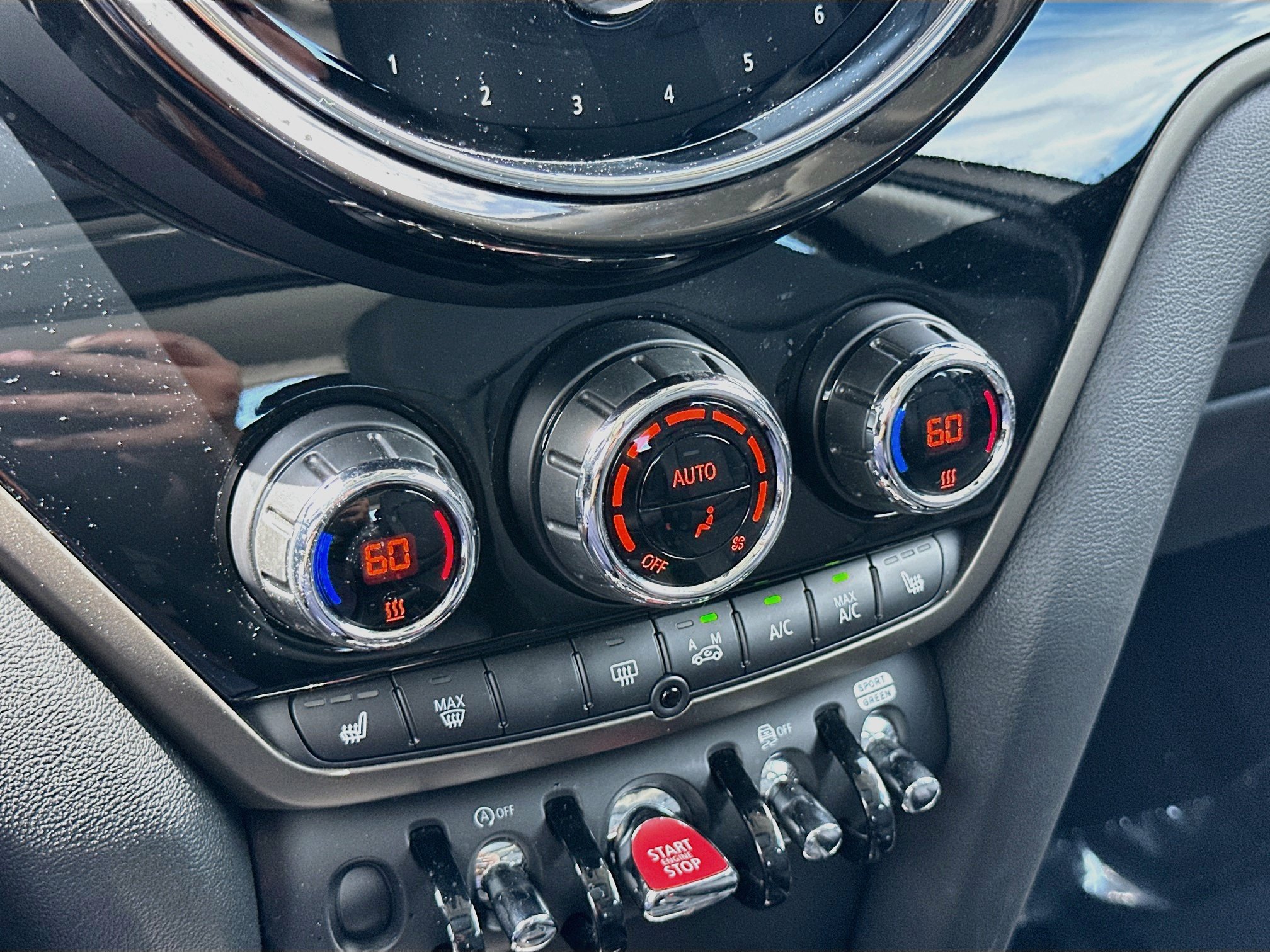 Used 2024 MINI Cooper Countryman S w/ Premium Package FWD image 16
