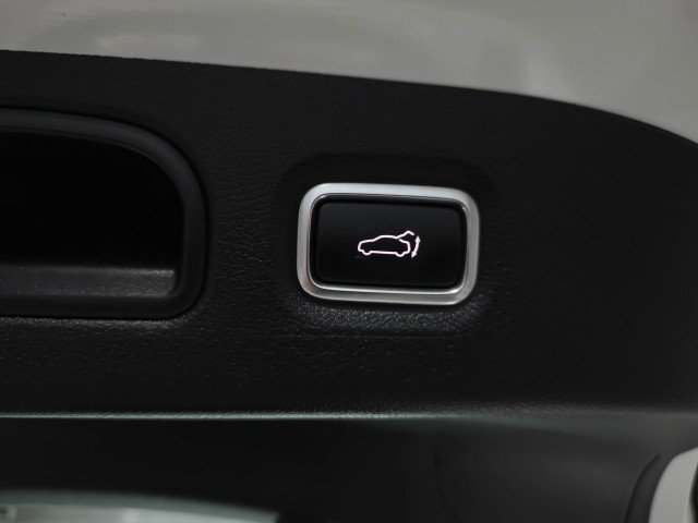 Used 2022 Kia Stinger GT2 image 42