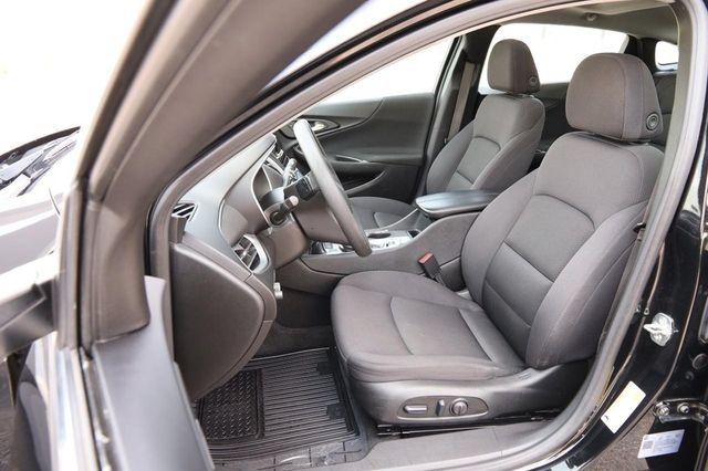 Used 2024 Chevrolet Malibu LT FWD image 8