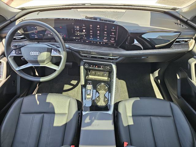Certified 2025 Audi Q5 Premium w/ Convenience Package AWD/4WD image 4