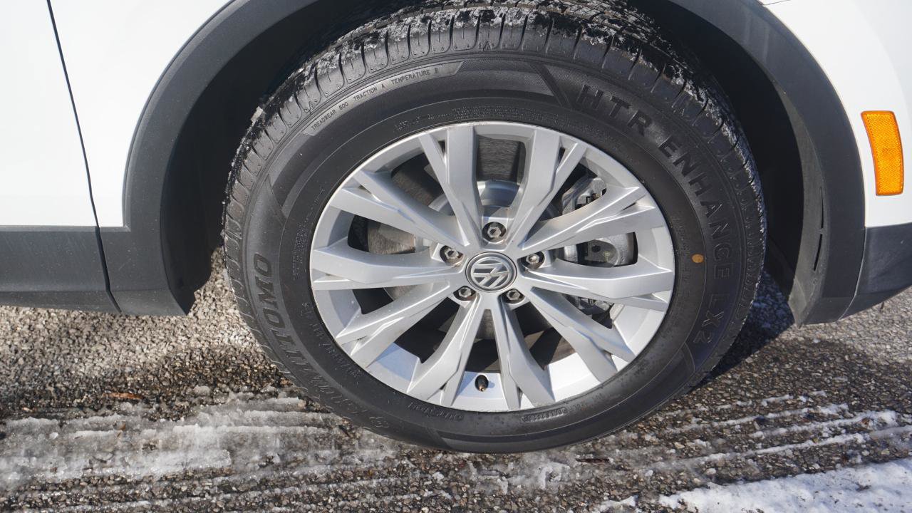 Used 2018 Volkswagen Tiguan SE FWD image 19