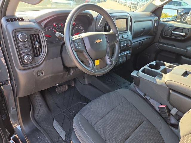 Used 2020 Chevrolet Silverado 1500 Custom w/ Custom Value Package AWD/4WD image 11