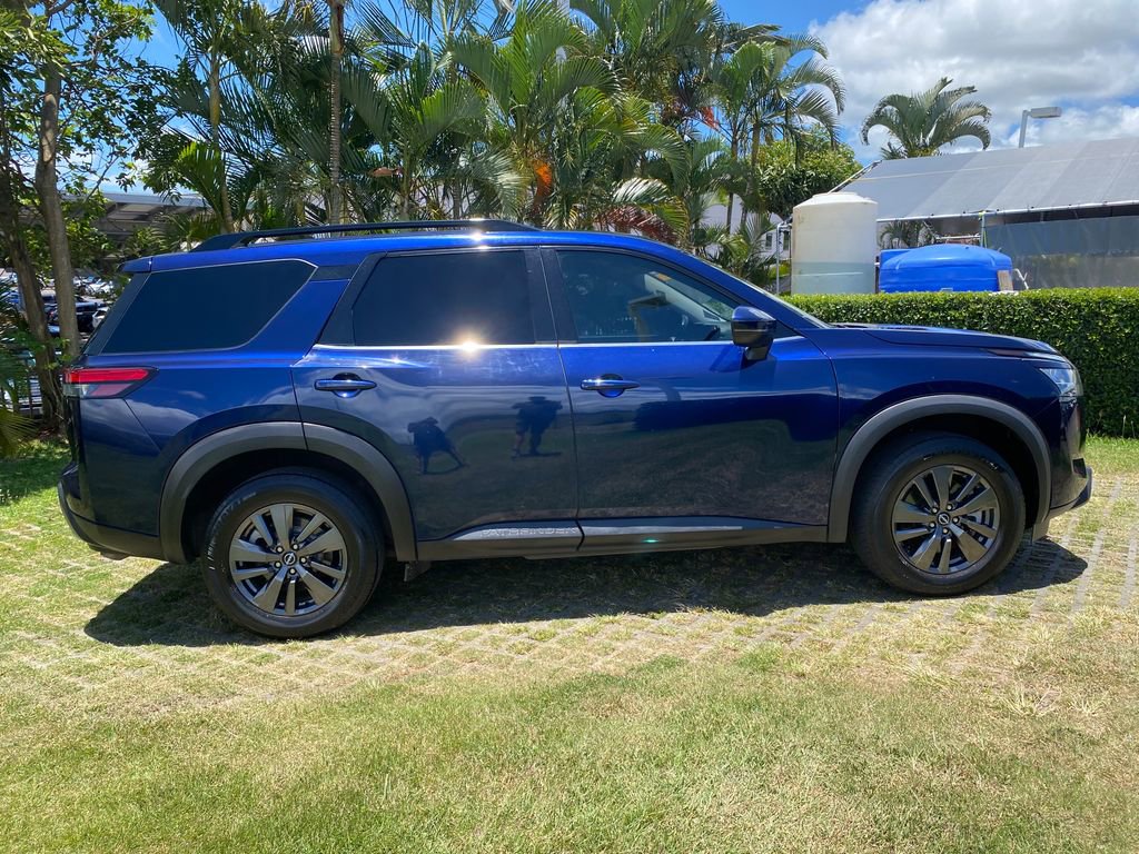 Used 2022 Nissan Pathfinder SV FWD image 26