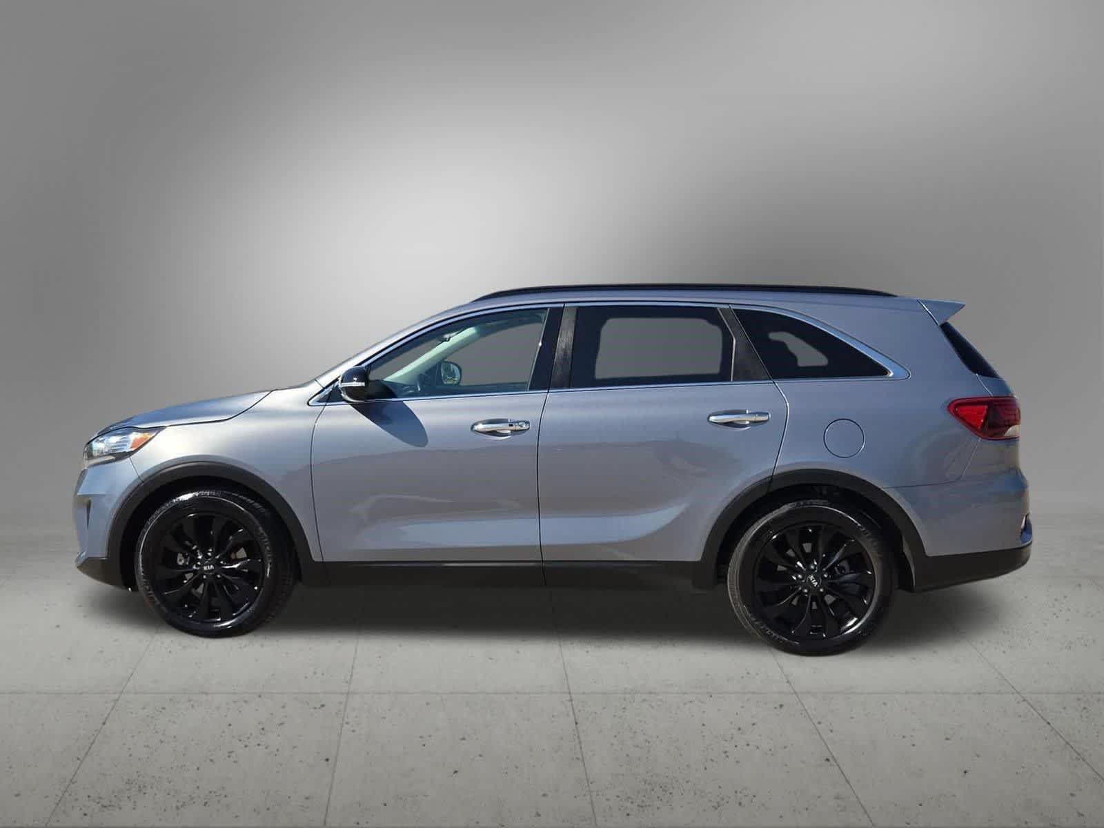 Used 2020 Kia Sorento S FWD image 3