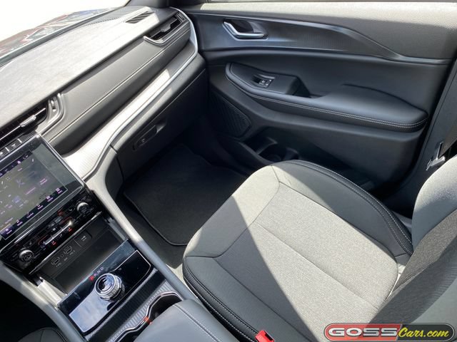 New 2026 Jeep Grand Cherokee Laredo X AWD/4WD image 15