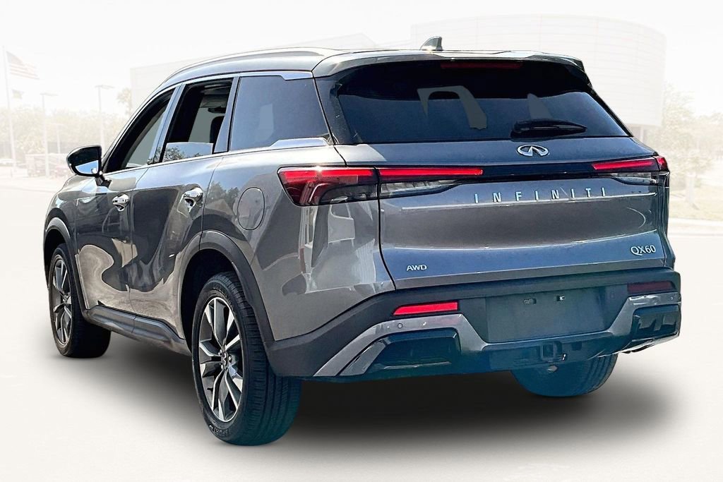 Used 2023 INFINITI QX60 Luxe image 4