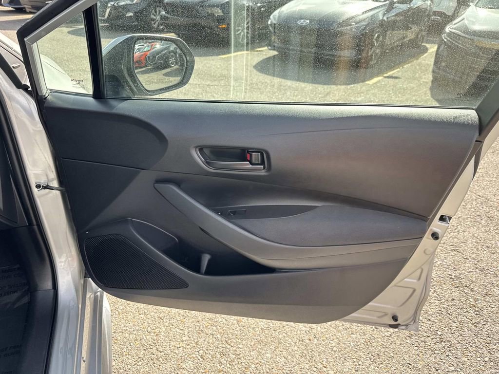 Used 2024 Toyota Corolla LE image 14