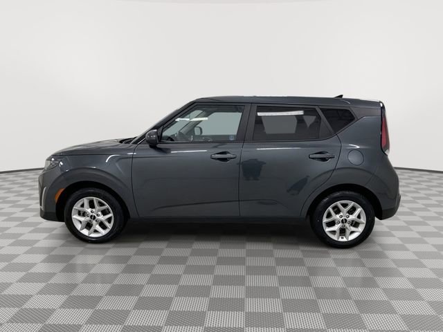 Used 2024 Kia Soul LX w/ Option Group 015 FWD image 6
