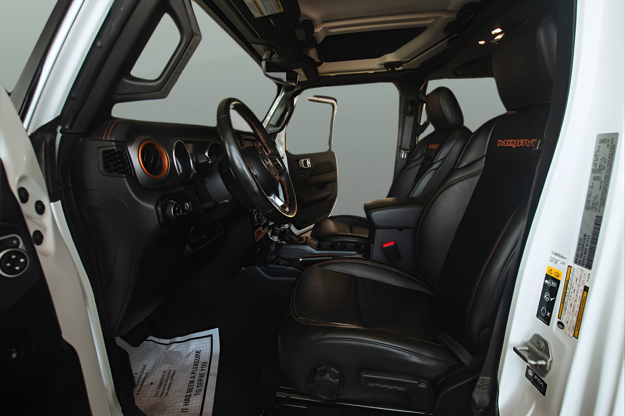 Used 2023 Jeep Gladiator Mojave w/ Cold Weather Group AWD/4WD image 30