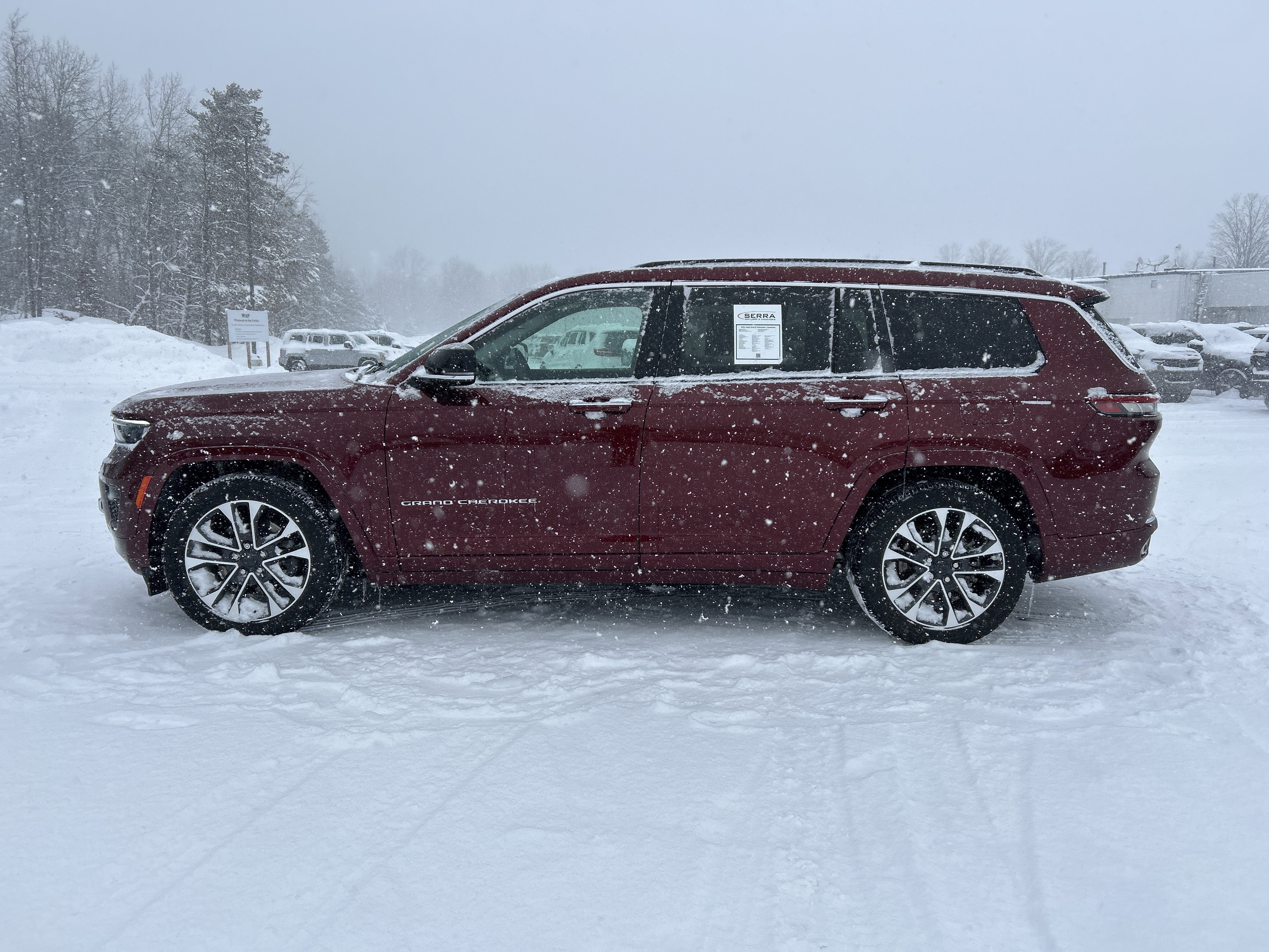 Used 2021 Jeep Grand Cherokee L Overland w/ Advanced Protech Group III image 7