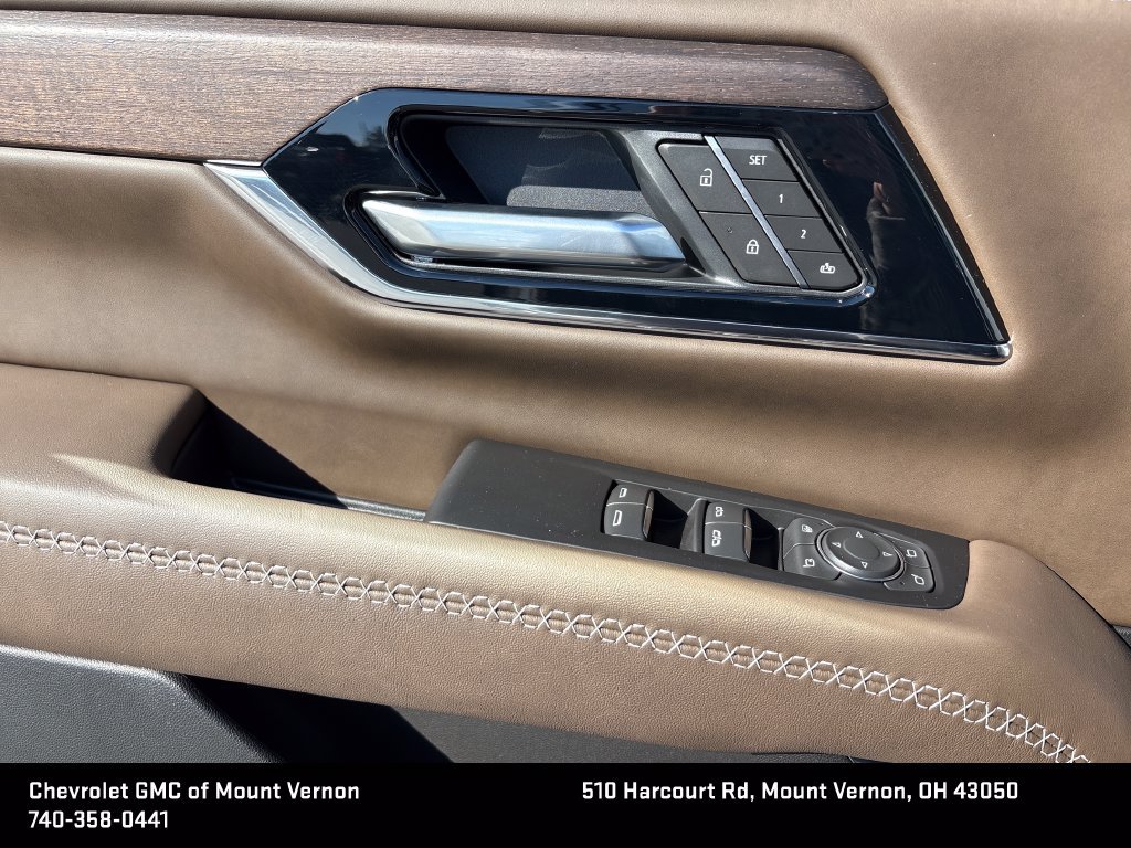 New 2026 GMC Yukon Denali Ultimate AWD/4WD image 15